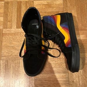 black and orange vans size 9